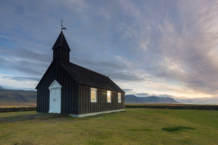 Two Day Snæfellsnes Tour with Lava Caving and Northern Lights (3/6)