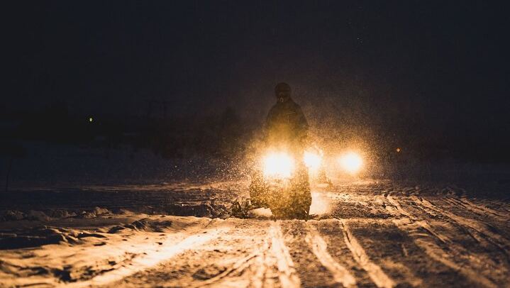 Three Hour Snowmobile Safari in Search of the Northern Lights, Levi (2/7)