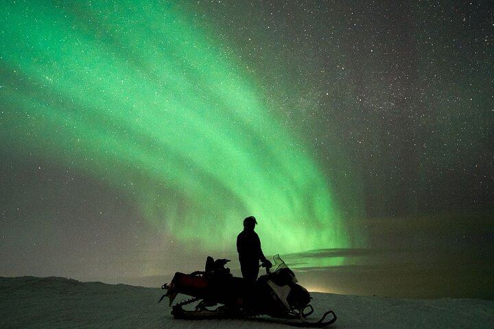 Three Hour Snowmobile Safari under the Aurora and Night Sky, Levi (5/5)