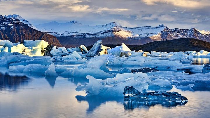 Four Day Blue Ice Cave, South Coast, Golden Circle and Snæfellsnes Tour (1/9)