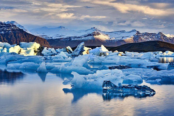 Four Day Blue Ice Cave, South Coast, Golden Circle and Snæfellsnes Tour (1/9)