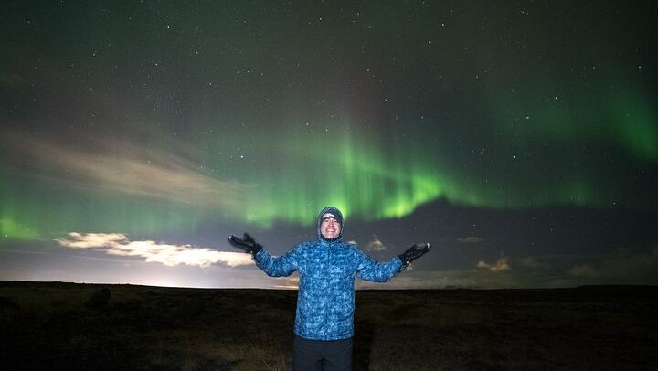 Reykjavik 4x4 Northern Lights Small Group Tour with a Photographer (3/12)