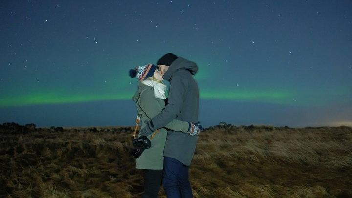 Reykjavik 4x4 Northern Lights Small Group Tour with a Photographer (4/12)