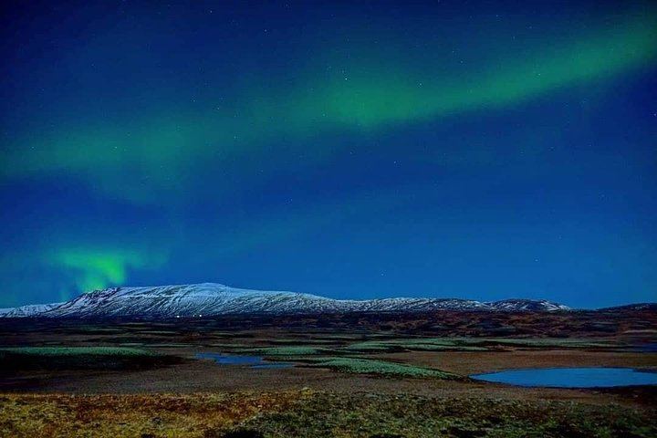 Reykjavik 4x4 Northern Lights Small Group Tour with a Photographer (8/12)