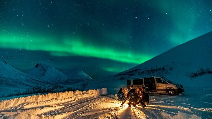 Daily Northern Lights Safari from Tromso, 8 Guests, Hotel Pickup