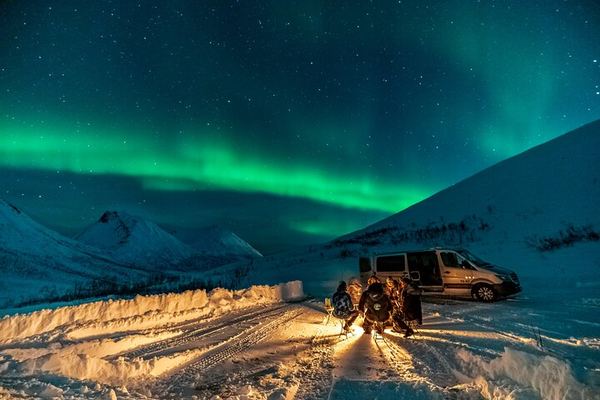 Daily Northern Lights Safari from Tromso, 8 Guests, Hotel Pickup