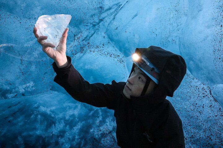 Drei-Tages-Reise nach Island: Eiskugelhöhle, Gletscherwanderung und Nordlichter (6/12)
