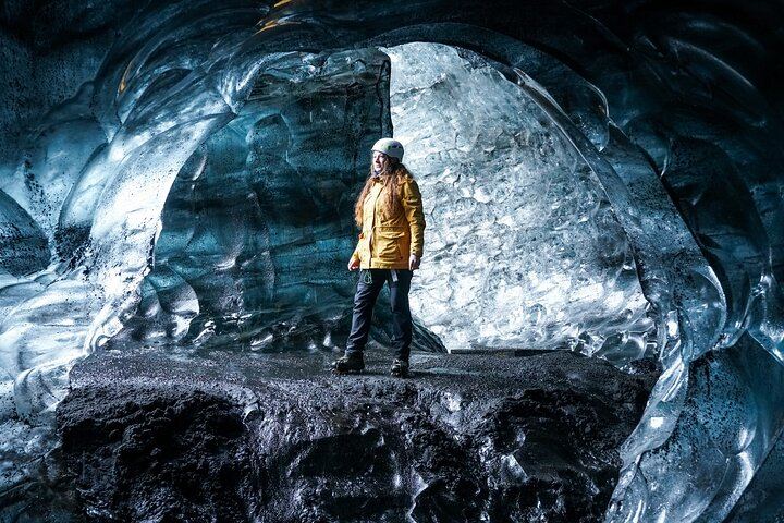 Drei-Tages-Reise nach Island: Eiskugelhöhle, Gletscherwanderung und Nordlichter (4/12)