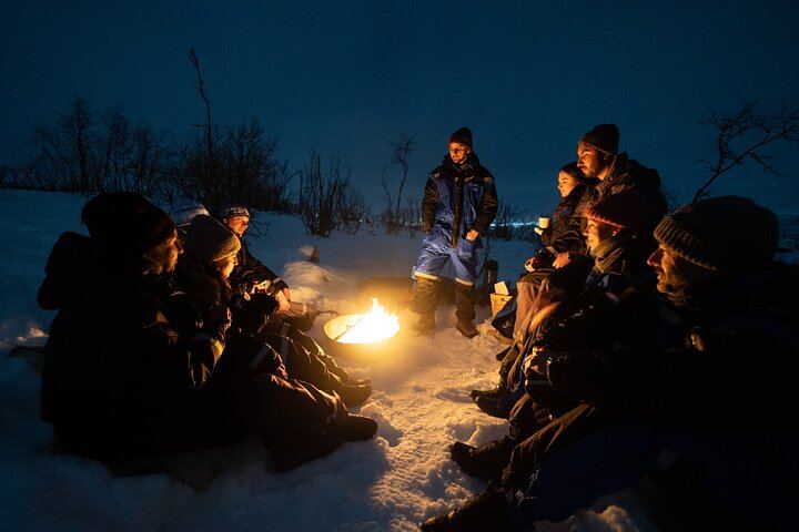 All Inclusive Aurora and Arctic Evening from Tromso with Campfire (12/12)