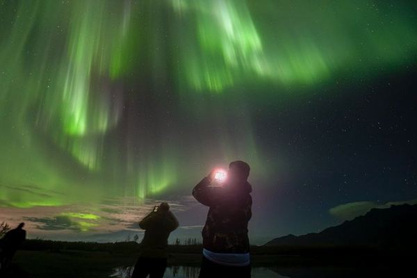 Anchorage Aurora Photo Tour with a Professional Photographer Guide