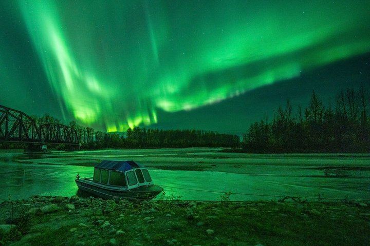 Anchorage Aurora Photo Tour with a Professional Photographer Guide (8/12)