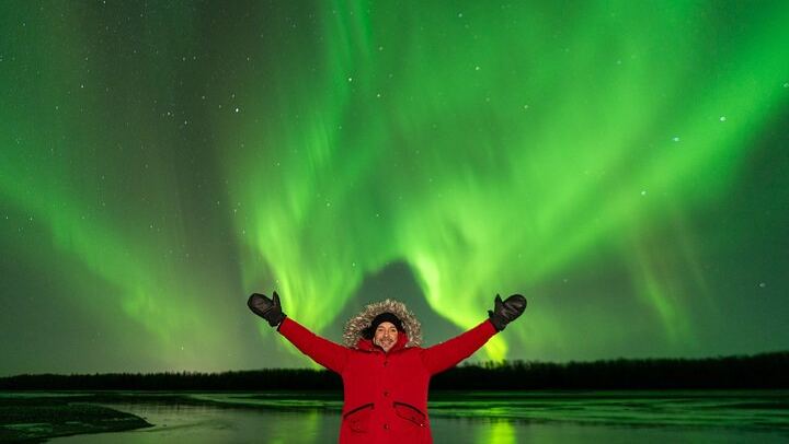 Anchorage Northern Lights Tour with Portraits and Photo Instruction