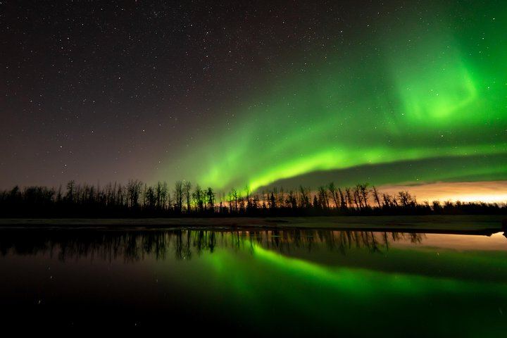 Anchorage Northern Lights Tour with Portraits and Photo Instruction (7/10)