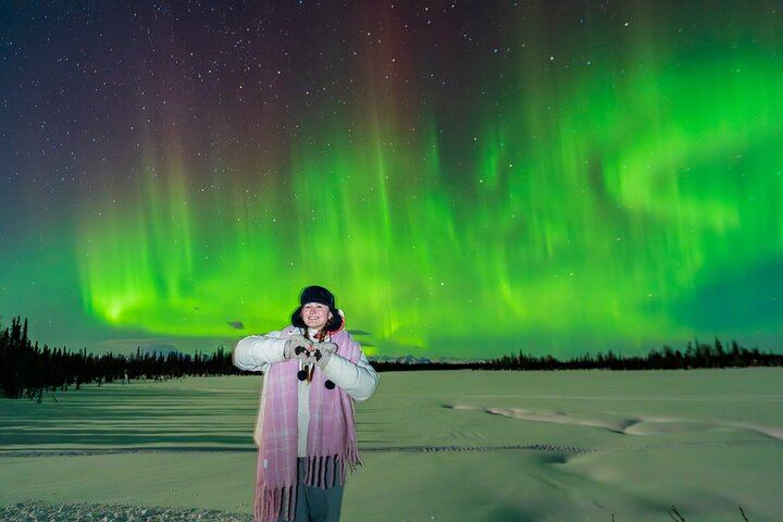 Anchorage Northern Lights Tour with Portraits and Photo Instruction (3/10)