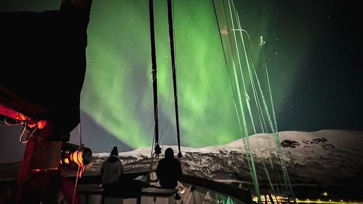 Northern Lights Yacht Cruise with Hot Tub from Tromso, 12 Guests (2/12)