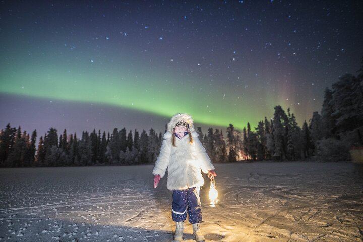 Arctic Lake Aurora Hunt from Rovaniemi with a Lappish Tipi (1/12)