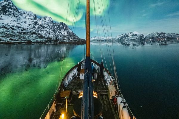 Northern Lights Yacht Cruise with Hot Tub from Tromso, 12 Guests