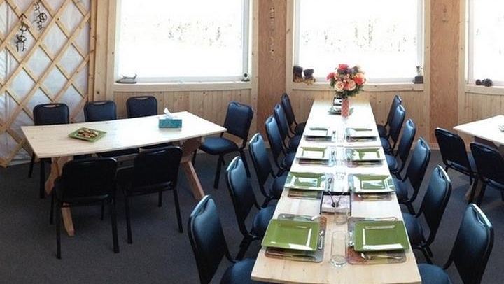 Observation des aurores boréales avec un dîner préparé maison et hors réseau, près de Fairbanks (1/5)