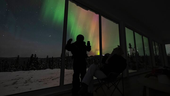 Aurora Glass House at Cleary Summit with Photography Service (4/12)