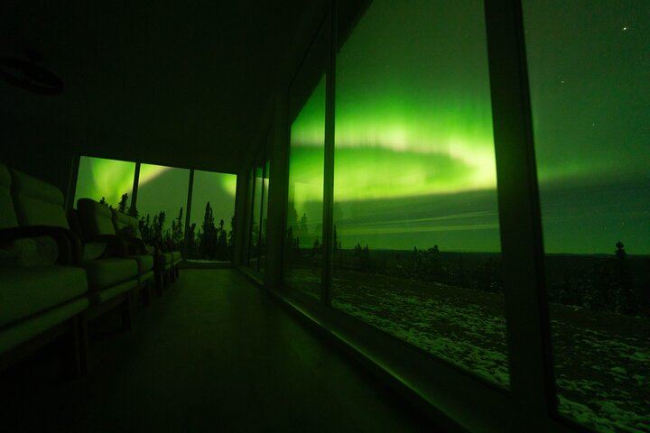Aurora Glass House at Cleary Summit with Photography Service (9/12)