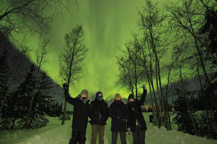 Aboriginal Owned Aurora Hunting Tours from Yellowknife (8/8)