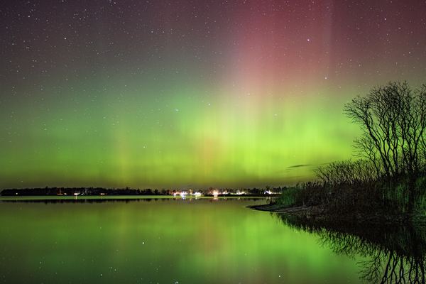 September Is the Worst Month for Northern Lights in Thirteen of the Fourteen Places We Measure