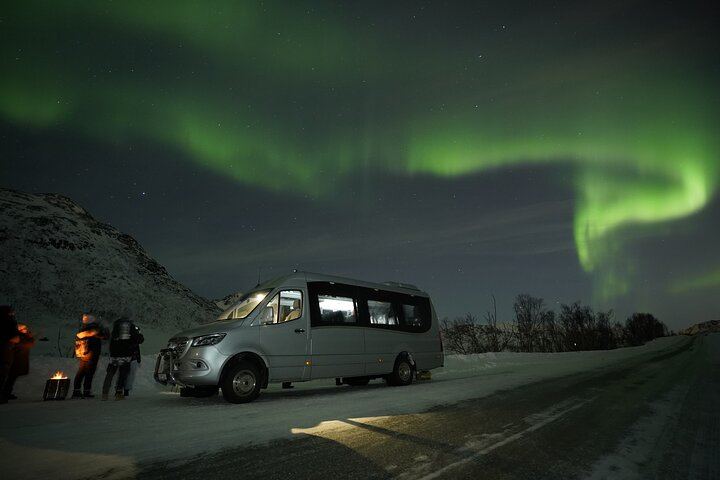 Tromso Aurora Tour with a Free Portrait, Bonfire and Marshmallows (2/12)