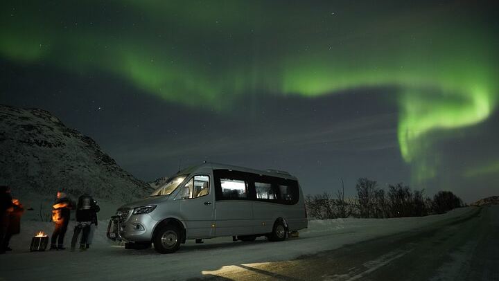 Tromso Aurora Tour with a Free Portrait, Bonfire and Marshmallows (2/12)