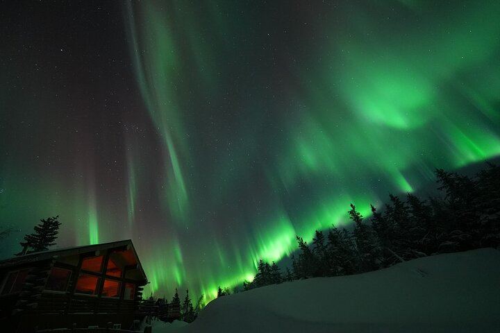 Aurora Viewing at Aurora Husky Lodge with a Ridge Top View (9/12)