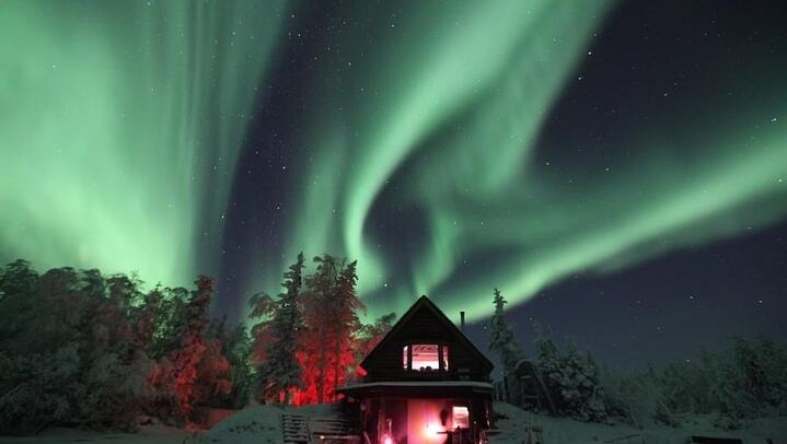 Aurora Viewing at Aurora Husky Lodge with a Ridge Top View (1/12)