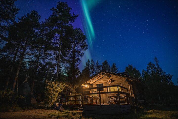 Lapland Night: Finnish Sauna, Ice Swimming, Dinner and Northern Lights (11/12)