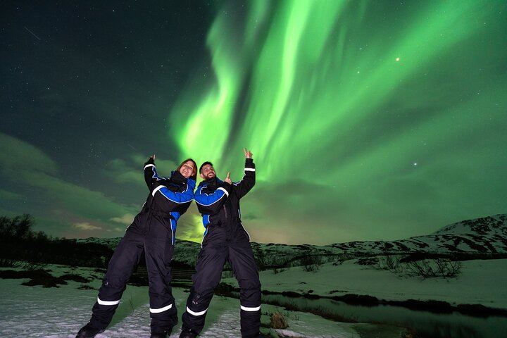 Tromso Northern Lights Minibus Chase, Small Group with Portraits (1/12)