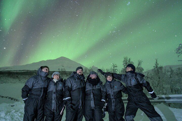 Chasse aux aurores en minibus à Tromsø, en italien, avec un photographe, maximum 8 personnes (2/7)