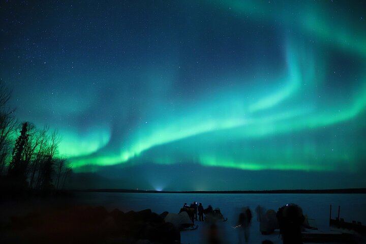 Aurora Evening on a Frozen Lakeside near Rovaniemi (5/7)