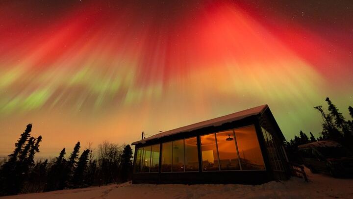 Cleary Summit Aurora Glass House Northern Lights Tour from Fairbanks (3/12)