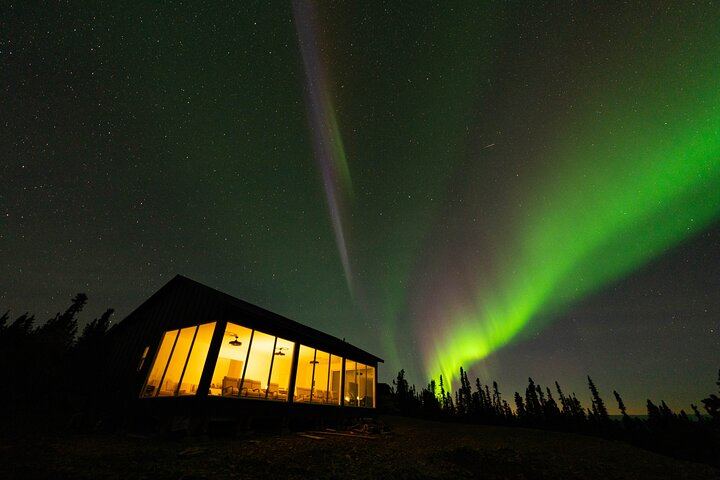 Cleary Summit Aurora Glass House Northern Lights Tour from Fairbanks (10/12)