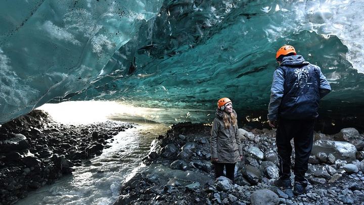 Four Day Blue Ice Cave, South Coast, Golden Circle and Snæfellsnes Tour
