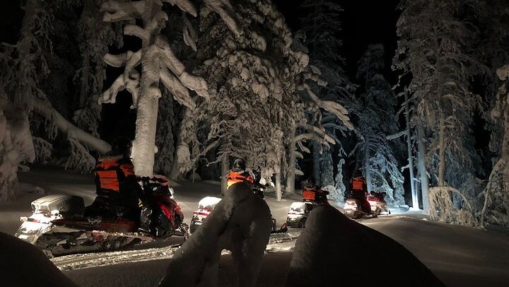 Night Snowmobile Safari in Search of the Northern Lights, Rovaniemi (3/10)