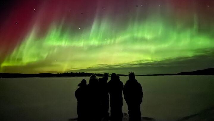 Northern Lights Trip from Saariselkä to Lake Inari with Dinner (2/9)