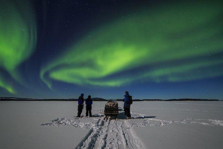 Northern Lights Trip from Saariselkä to Lake Inari with Dinner (1/9)