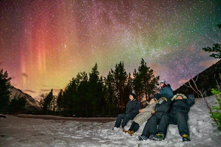 Small Northern Lights Tour, Max 8 Guests, with Pickup and RAW Photos (2/12)