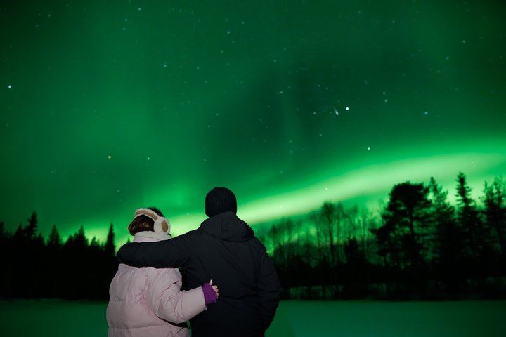 Geführte Nordlicht-Tour in einer kleinen Gruppe mit Garantie, ab Rovaniemi, maximal 8 Teilnehmer (4/6)