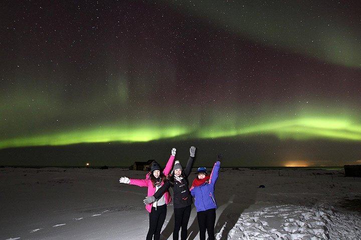 Northern Lights and Telescope Stargazing Small Group Tour from Reykjavík (5/12)