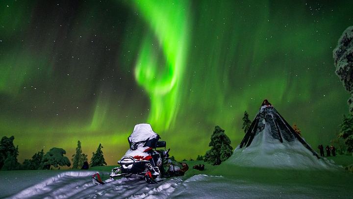 Night Snowmobile Safari from Saariselkä in Search of the Aurora