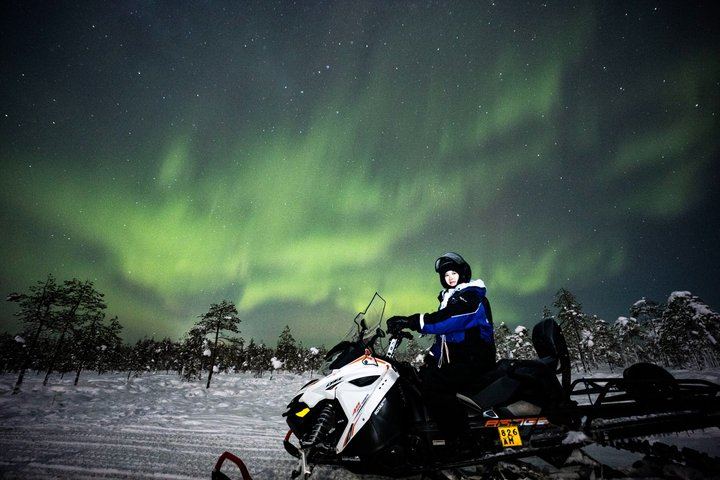 Night Snowmobile Safari from Saariselkä in Search of the Aurora (10/11)