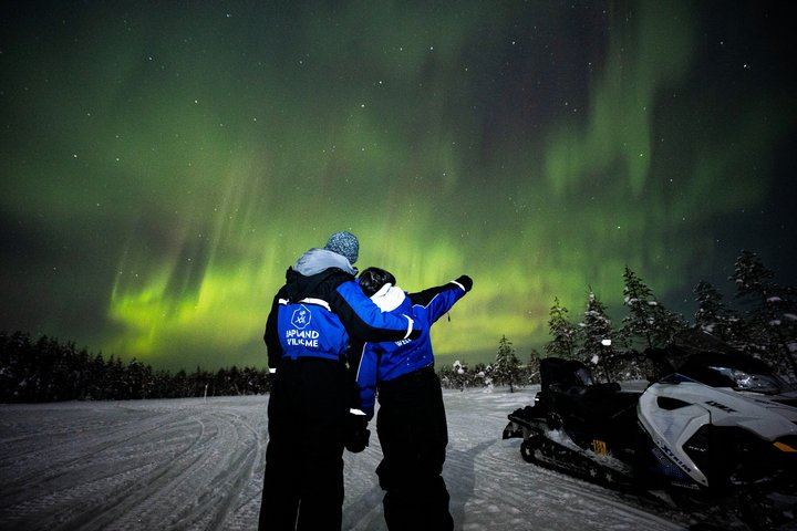 Night Snowmobile Safari from Saariselkä in Search of the Aurora (4/11)