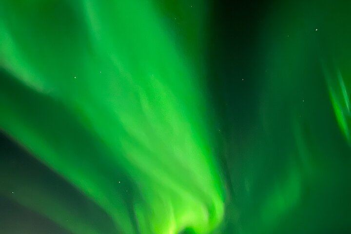 Reykjavík Northern Lights Bus Tour with a Chinese Speaking Guide 冰岛雷市中文极光团 (3/6)