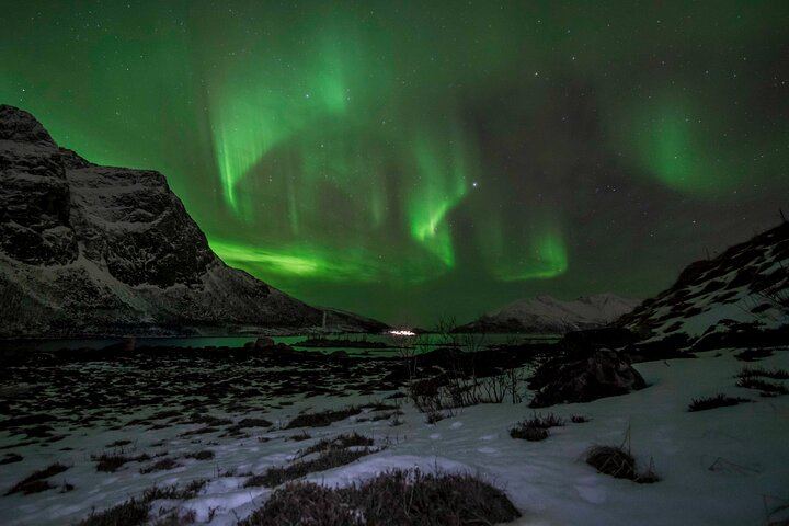 Reykjavík Northern Lights Bus Tour with a Chinese Speaking Guide 冰岛雷市中文极光团 (2/6)