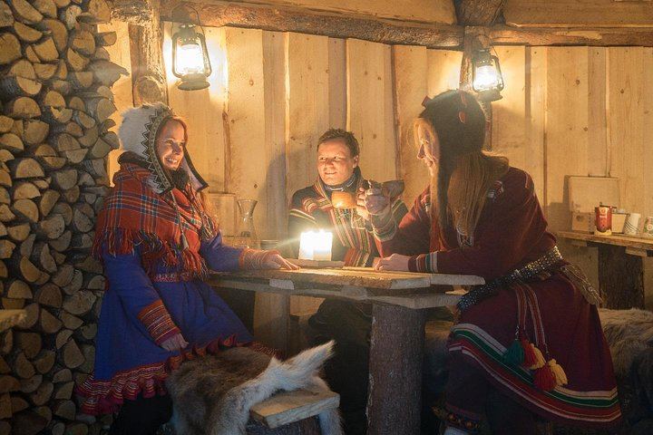 Night Reindeer Sledding with Camp Dinner and a Chance of Aurora (10/12)