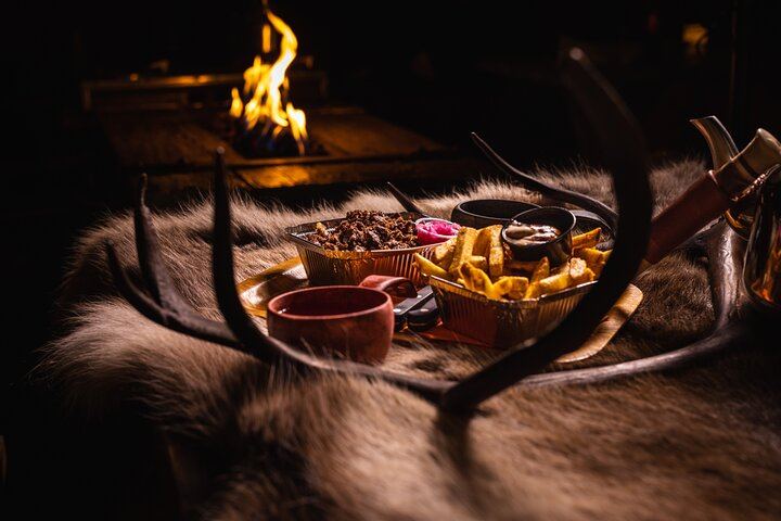 Kiruna Aurora Chase with a Street Food Dinner in a Tipi (4/12)
